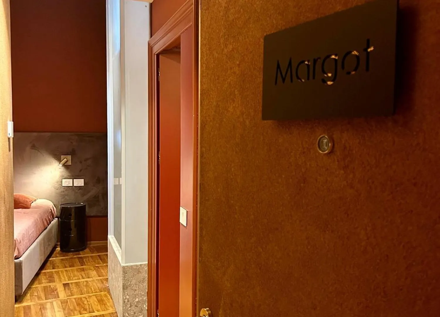 Fifty Eight Suite Milan Regina Margherita 0*,
