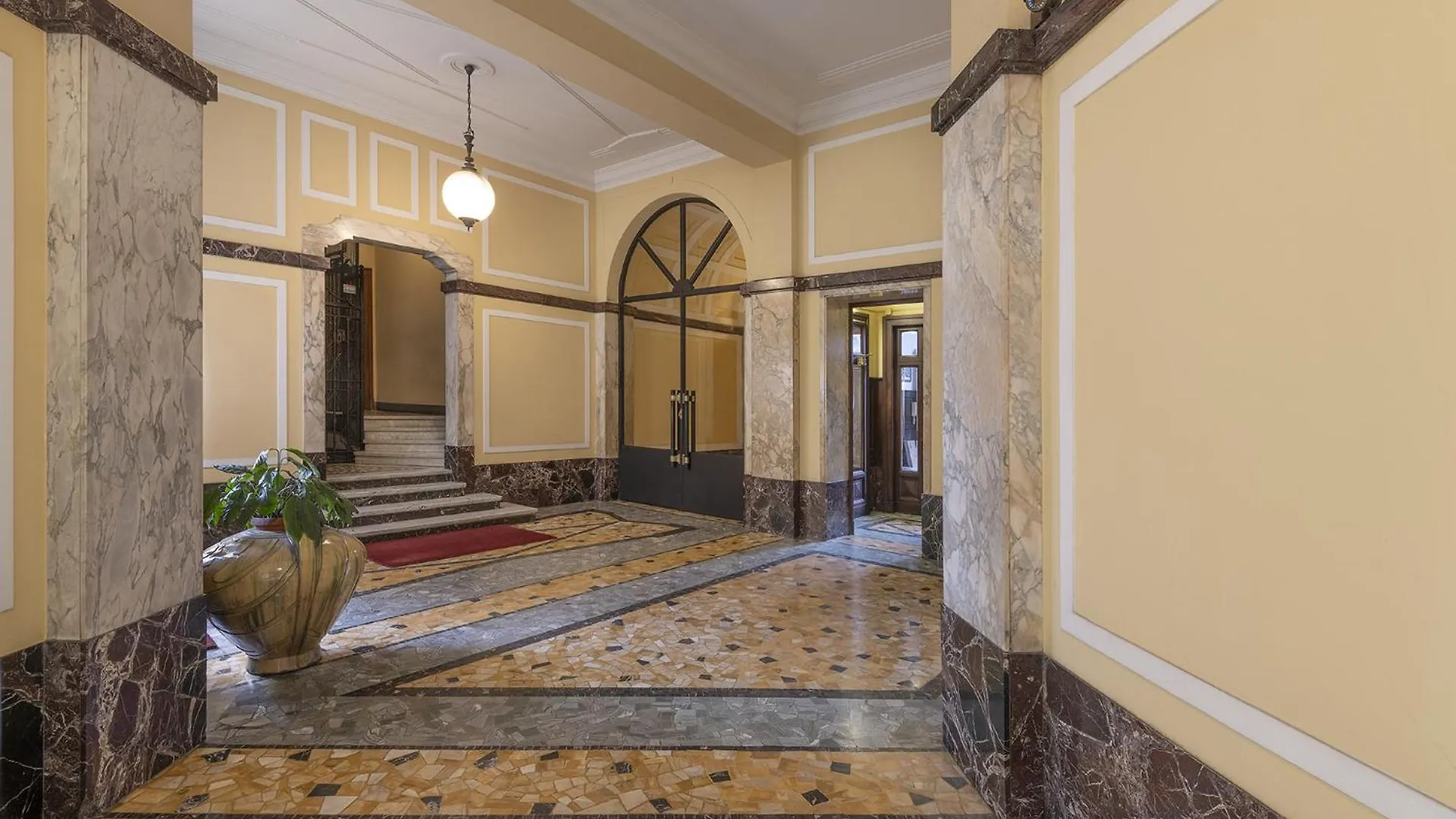 Fifty Eight Suite Milan Regina Margherita 0*,